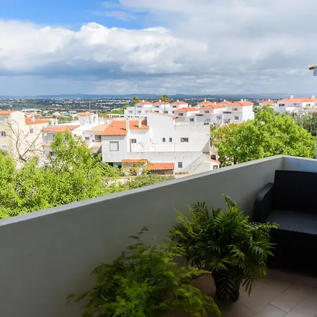 Hillside With Sea View & Fibre Internet * Albufeira