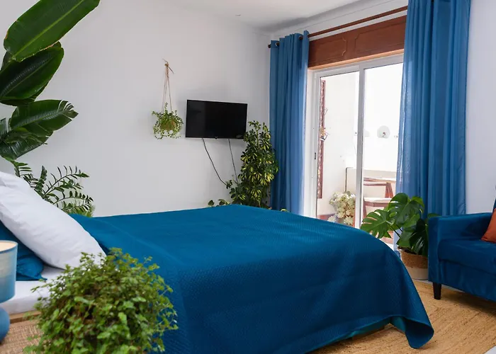 Hillside With Sea View & Fibre Internet * Albufeira