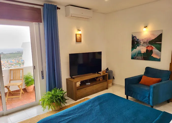 Apartamento Hillside With Sea View & Fibre Internet *