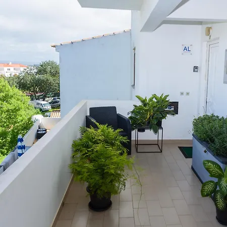Apartment Hillside With Sea View & Fibre Internet Albufeira